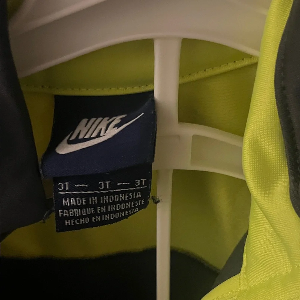 EUC Nike Youth Track Set - Charcoal & Neon Yellow - Picture 2 of 3